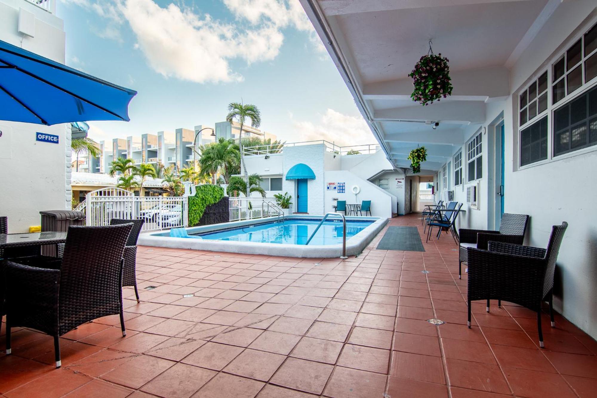Pousada Suites Hollywood Eksteriør bilde